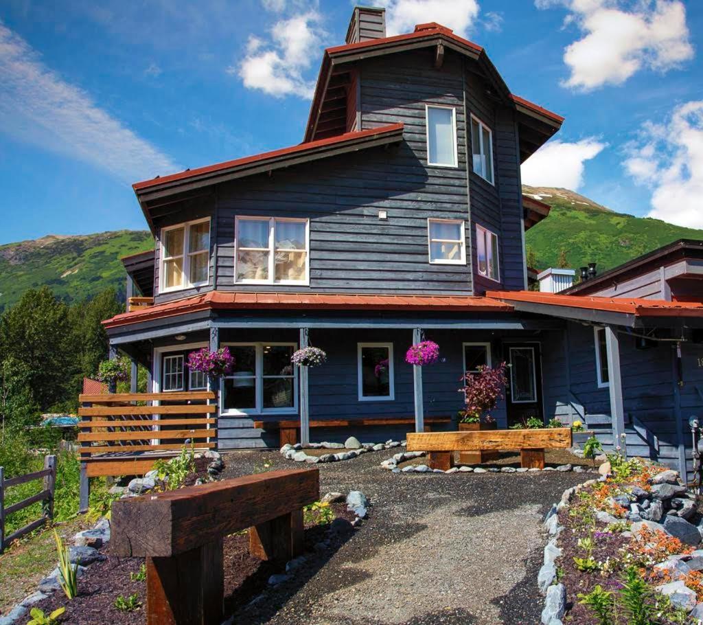 Ski Inn Girdwood Bagian luar foto