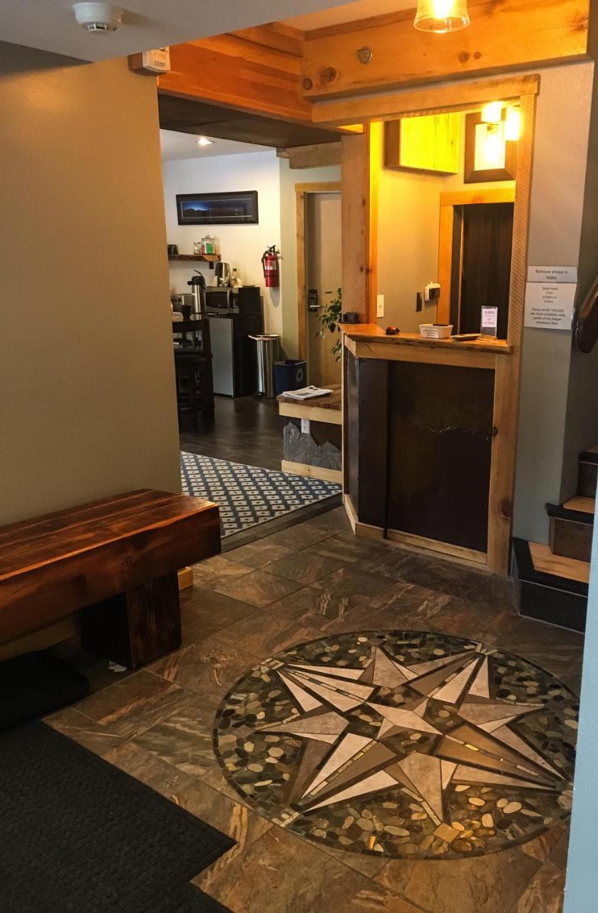 Ski Inn Girdwood Bagian luar foto